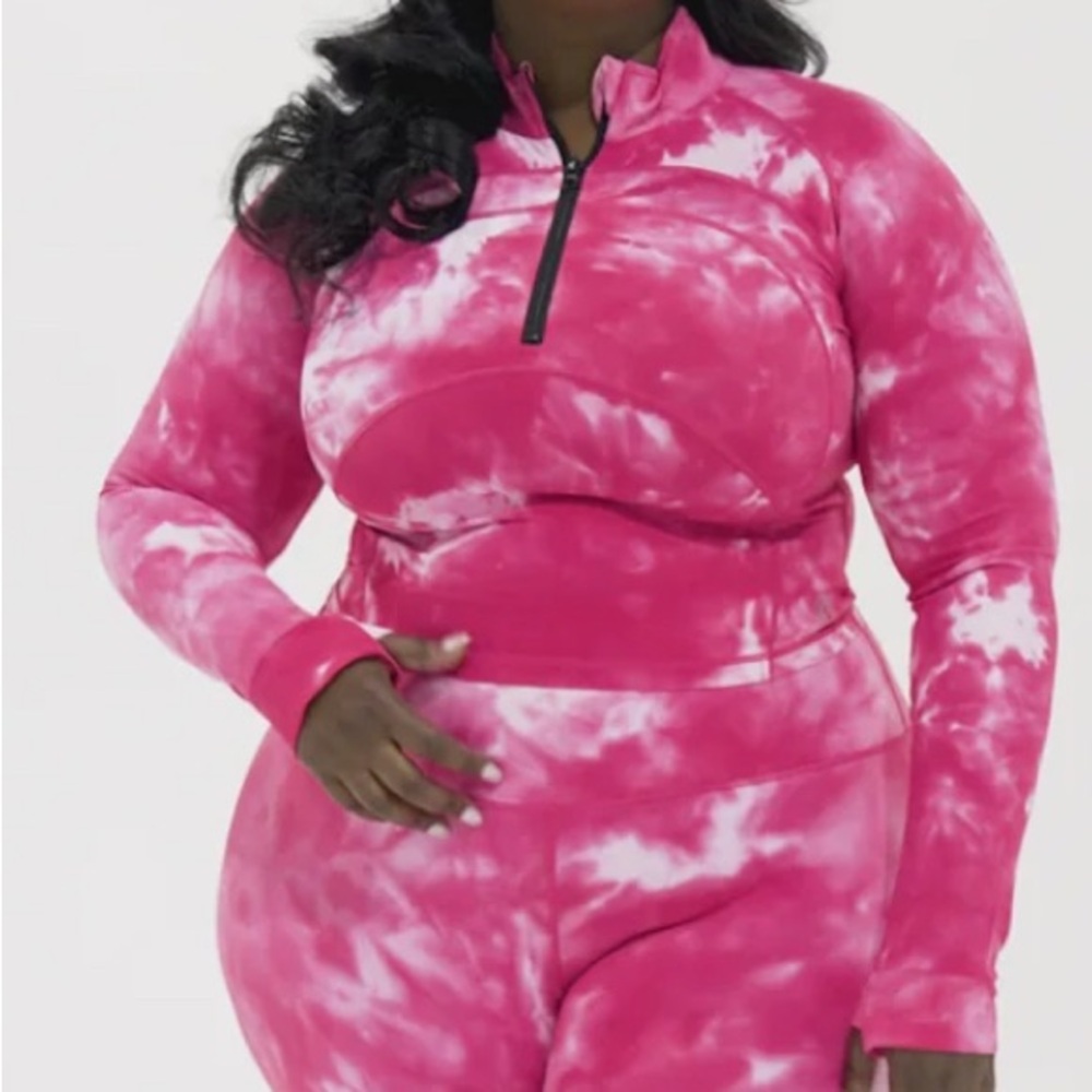 🆕Pink workout crop w/medium compression quarter zip w/ thumbhole on sleeves XL